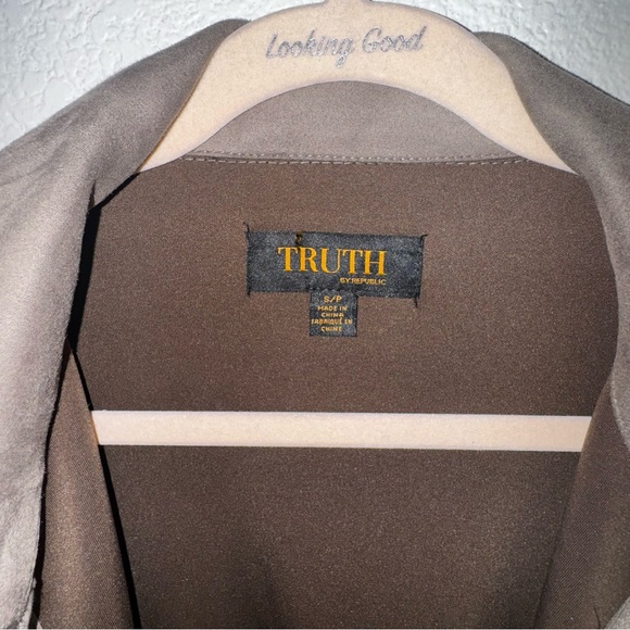 Truth faux suede taupe shacket S - Picture 3 of 7